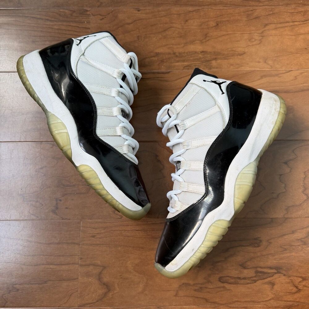 Air Jordan 11 Retro Concord 2018 Men’s Size 10 Black White XI